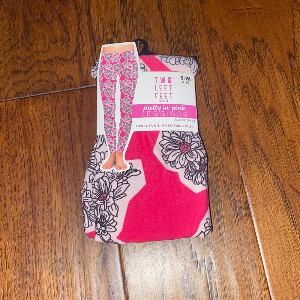 NWT Pink, soft, floral leggings
